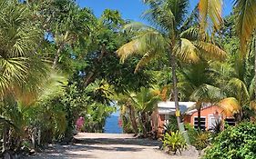 The Pelican Key Largo Cottages